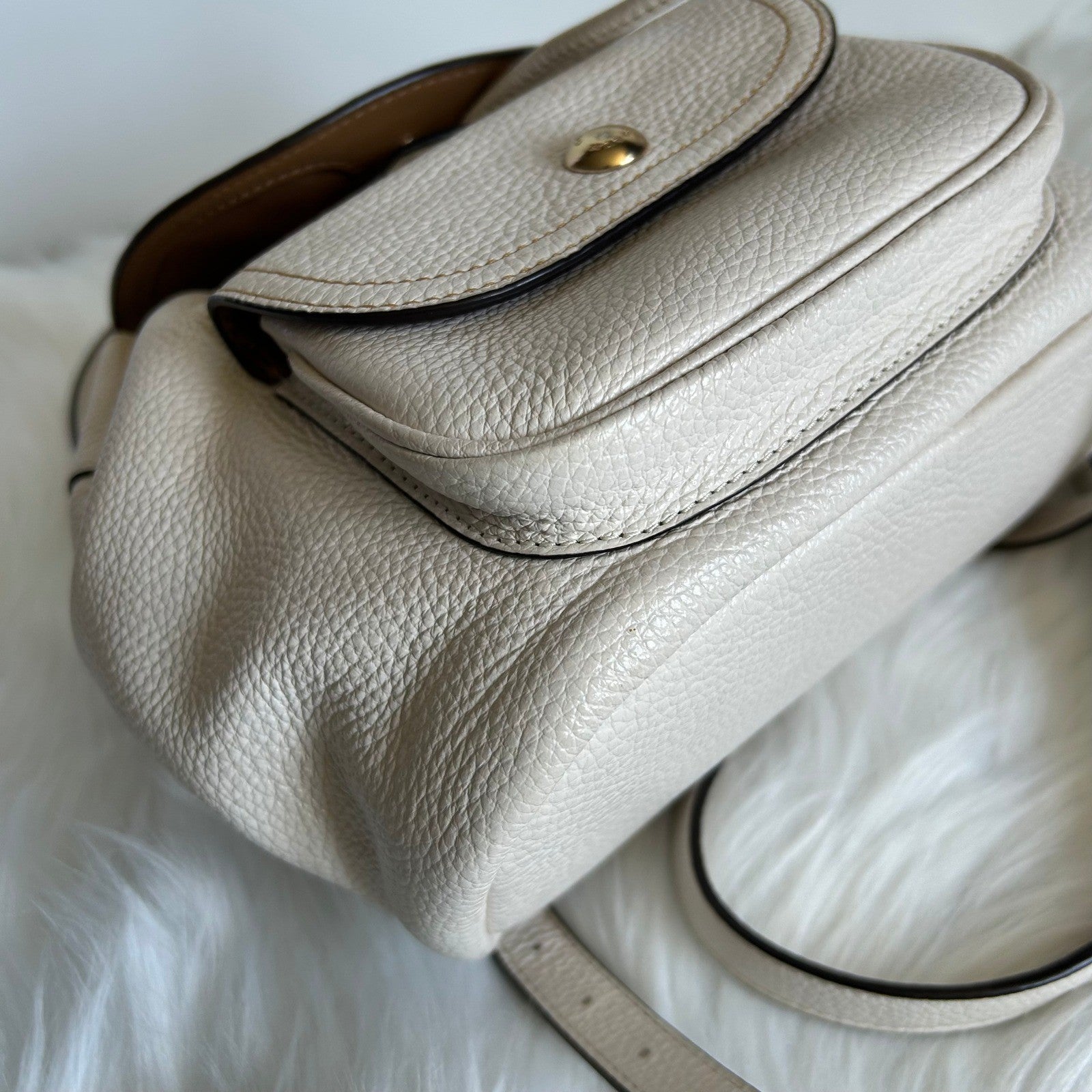 Coach Pennie Mini Backpack 22 Chalk White Pebbled Leather C4121 Good
