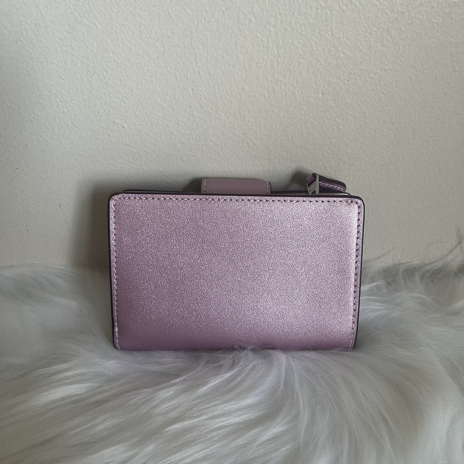 Coach Medium Corner Zip Metallic Pink Pearlized Leather Wallet CW528 NEW