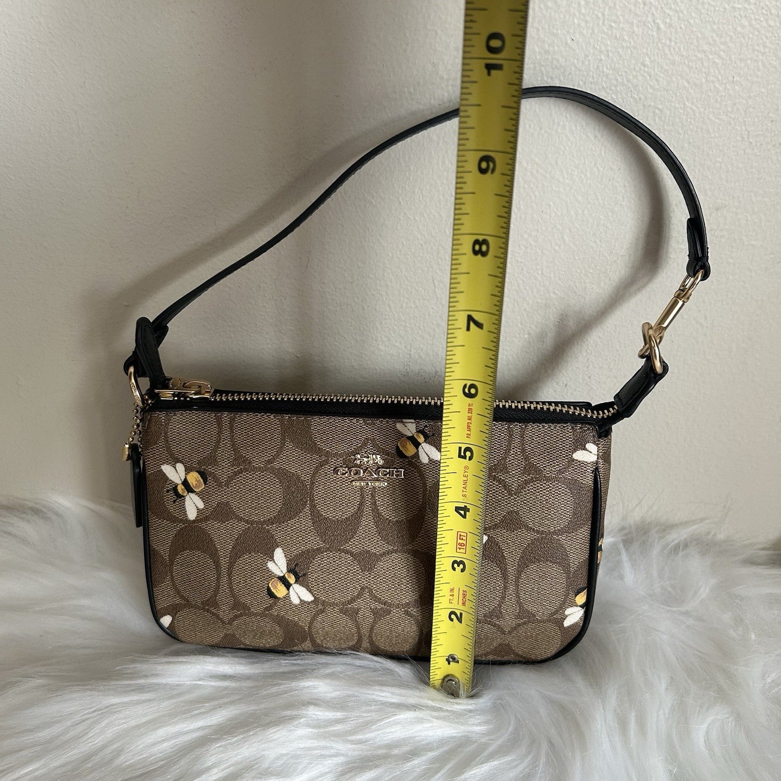 Coach Nolita 19 Bee Print Khaki Signature Canvas Wristlet Bag Excellent