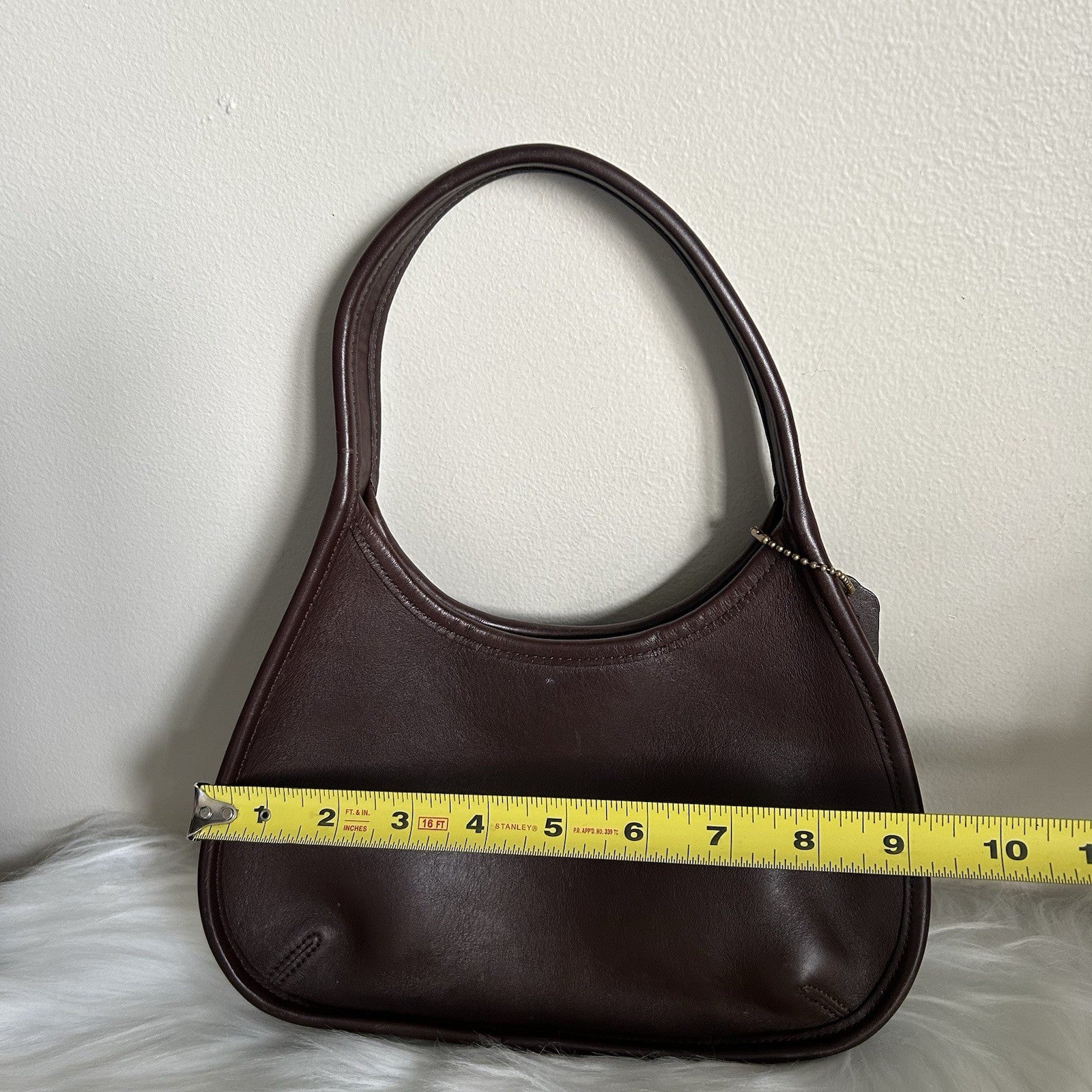 Coach Ergo 9027 Mahogany Brown Glove Tanned Leather Hobo Bag Good