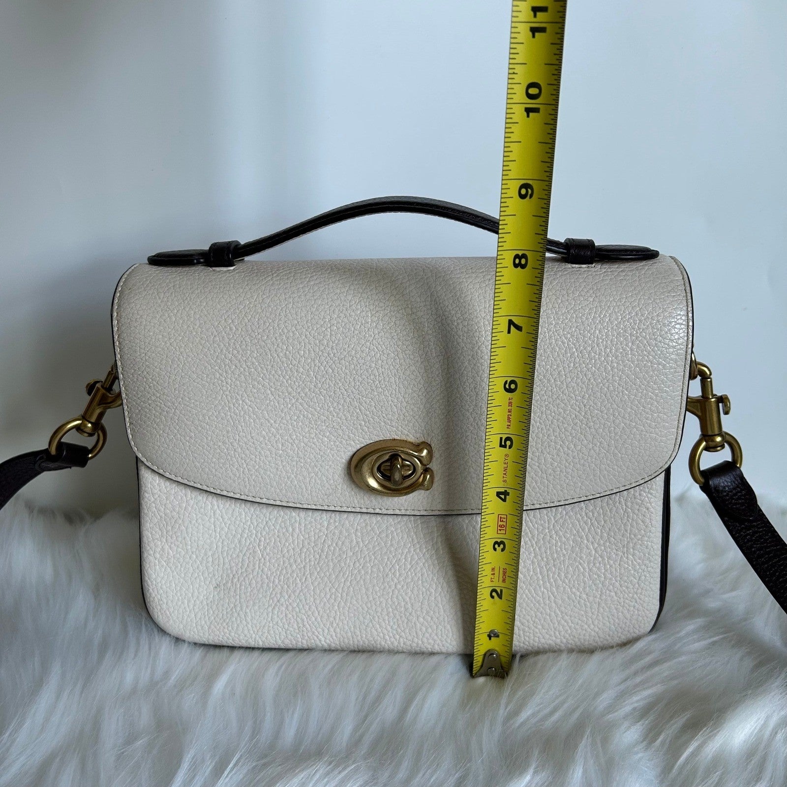 Coach Cassie 19 Chalk White Pebbled Leather Crossbody Bag Fair