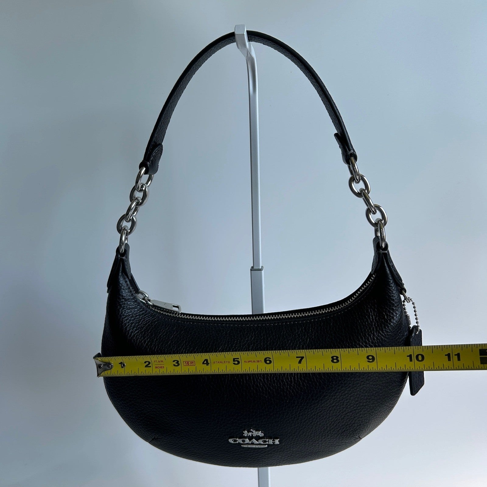 Coach Payton Hobo Black Pebbled Leather Shoulder Bag CE619 Excellent