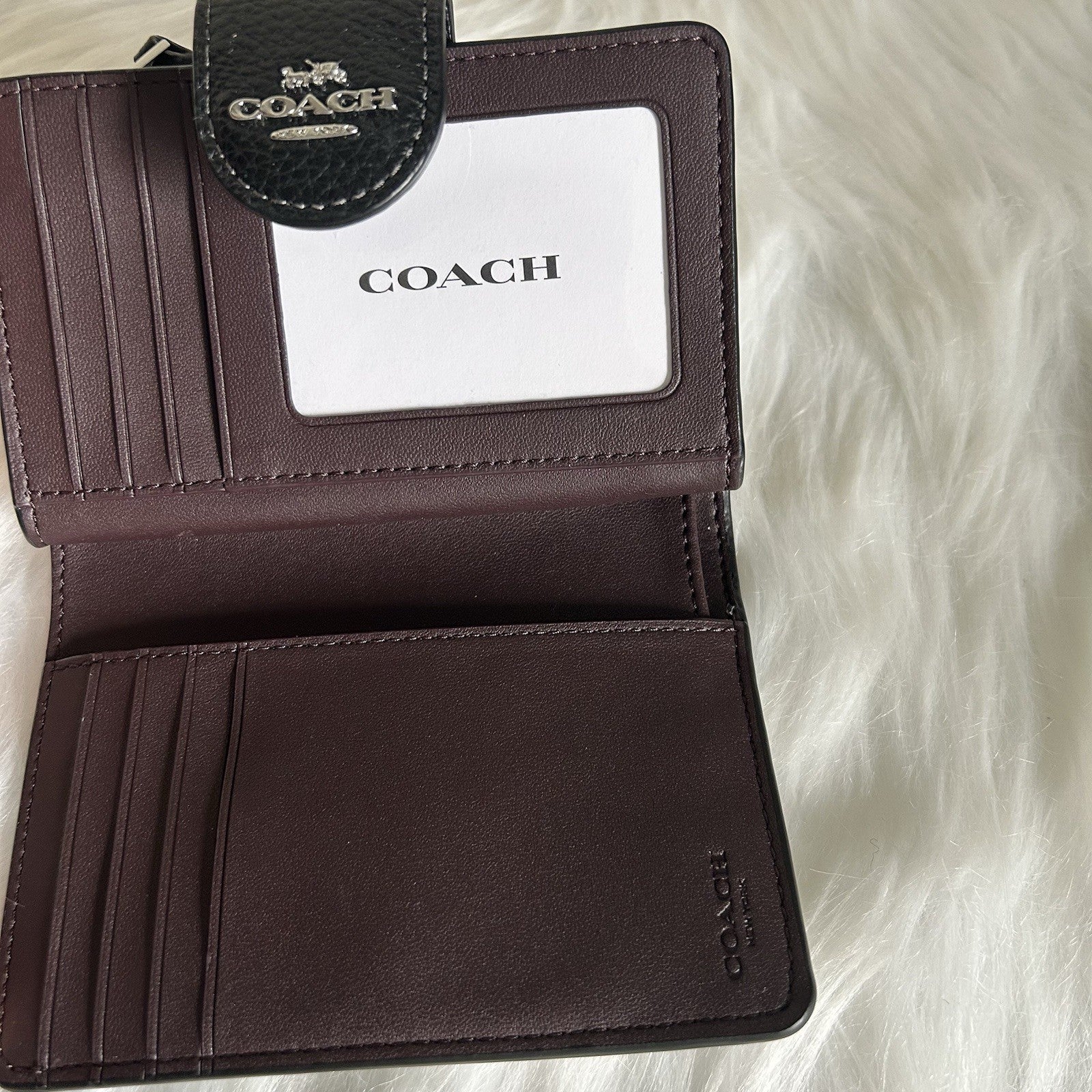 Coach Medium Corner Zip Black Pebbled Leather Wallet Excellent