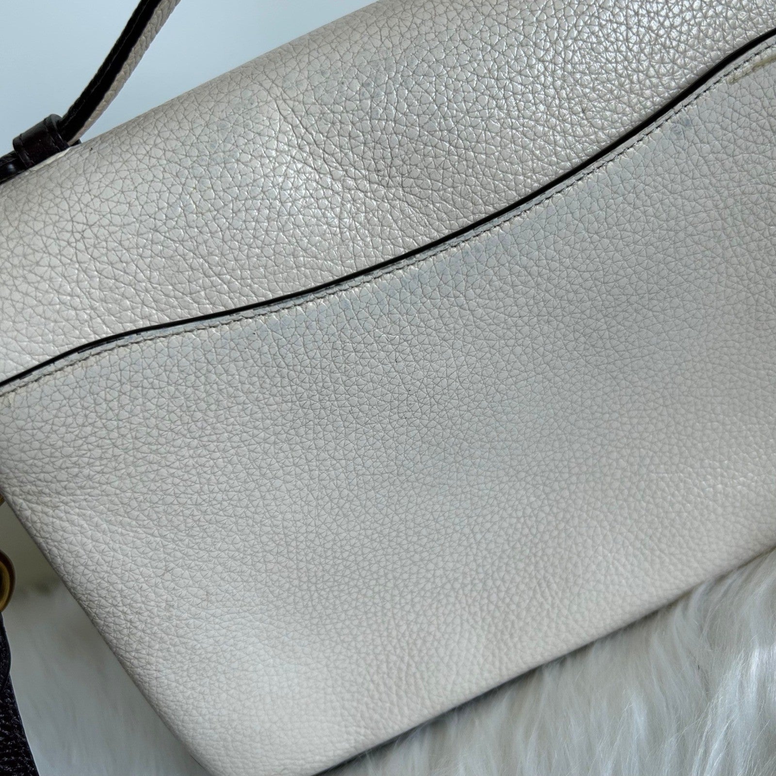 Coach Cassie 19 Chalk White Pebbled Leather Crossbody Bag Fair