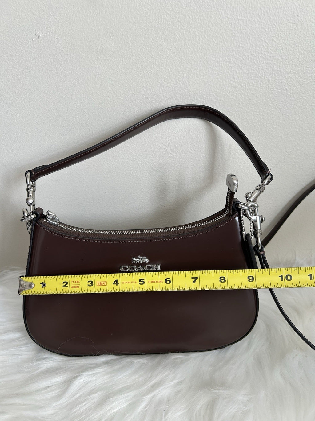 Coach Teri Shoulder Bag in Silver/Maple