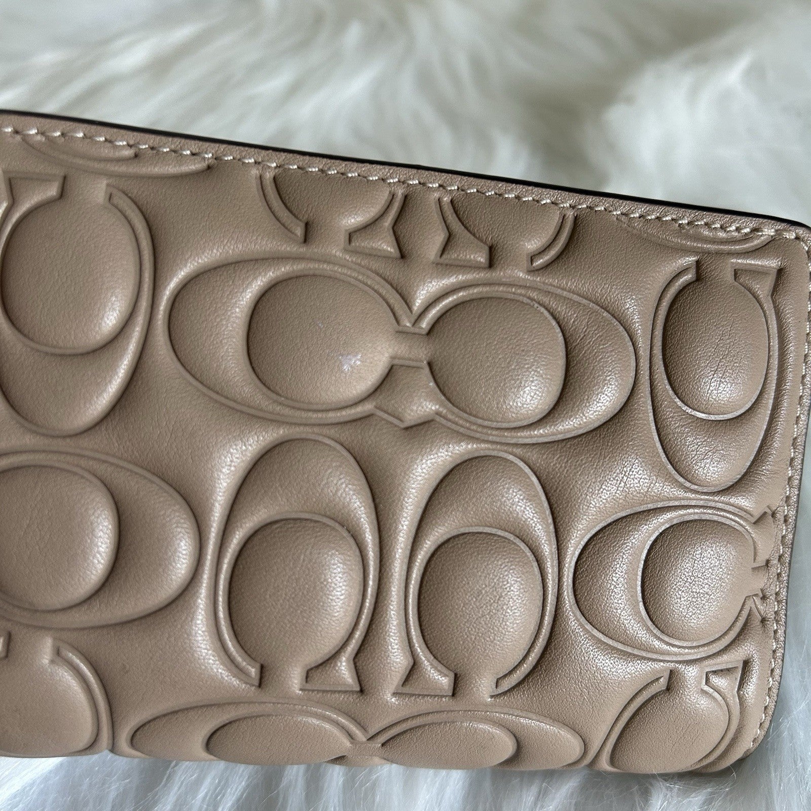 Coach Medium Corner Zip Wallet Signature Debossed Leather Taupe Burgundy C2886