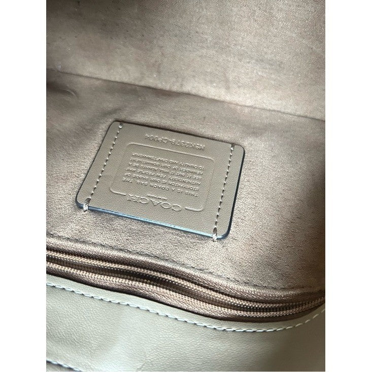 Coach Eliza Shoulder Bag Beige Leather Silver Hardware CP004