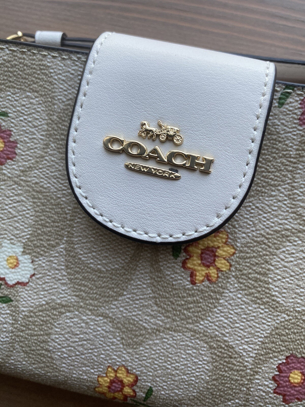 NWOT Coach Tech Wallet In Signature Canvas With Nostalgic Ditsy Print