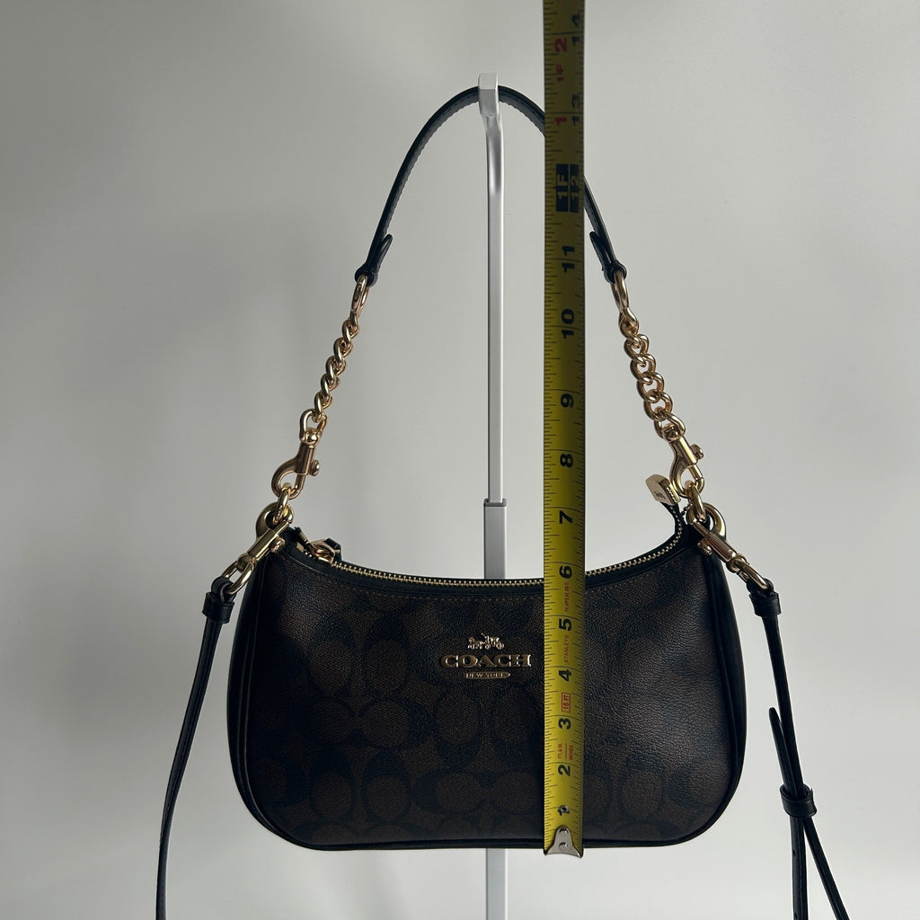 Coach Teri Brown Signature Coated Canvas Leather Shoulder Bag Excellent