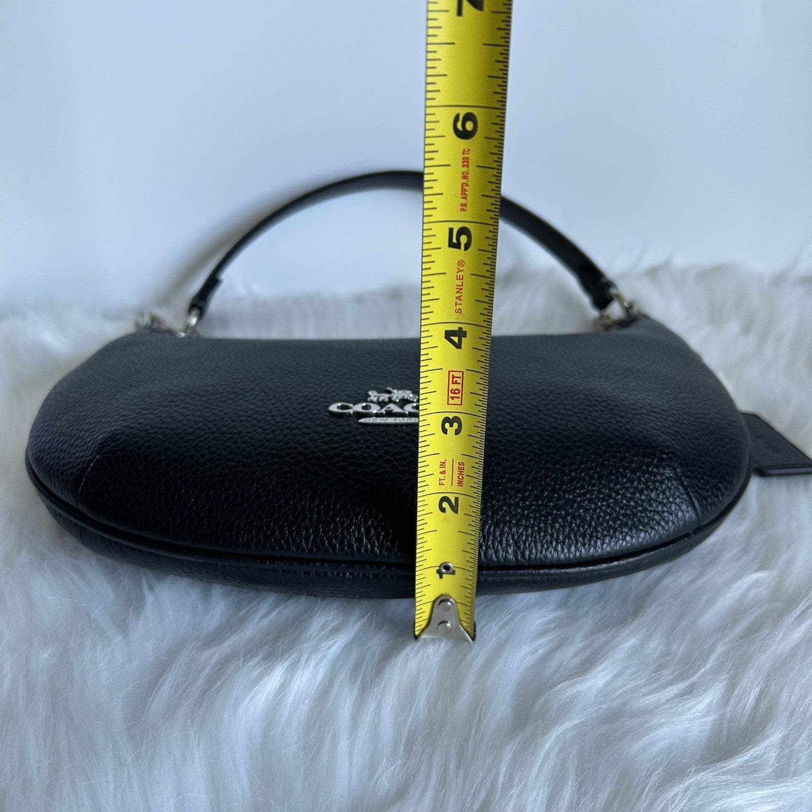 Coach Payton Black Pebble Leather Shoulder Bag Excellent