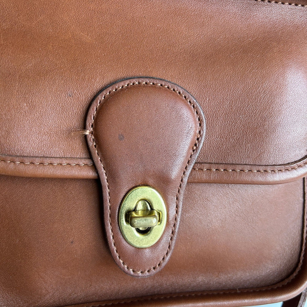 Coach Winnie 9023 British Tan Leather Crossbody Bag Good