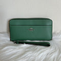 Coach Accordion Zip Green Pebbled Leather Wristlet Wallet Excellent