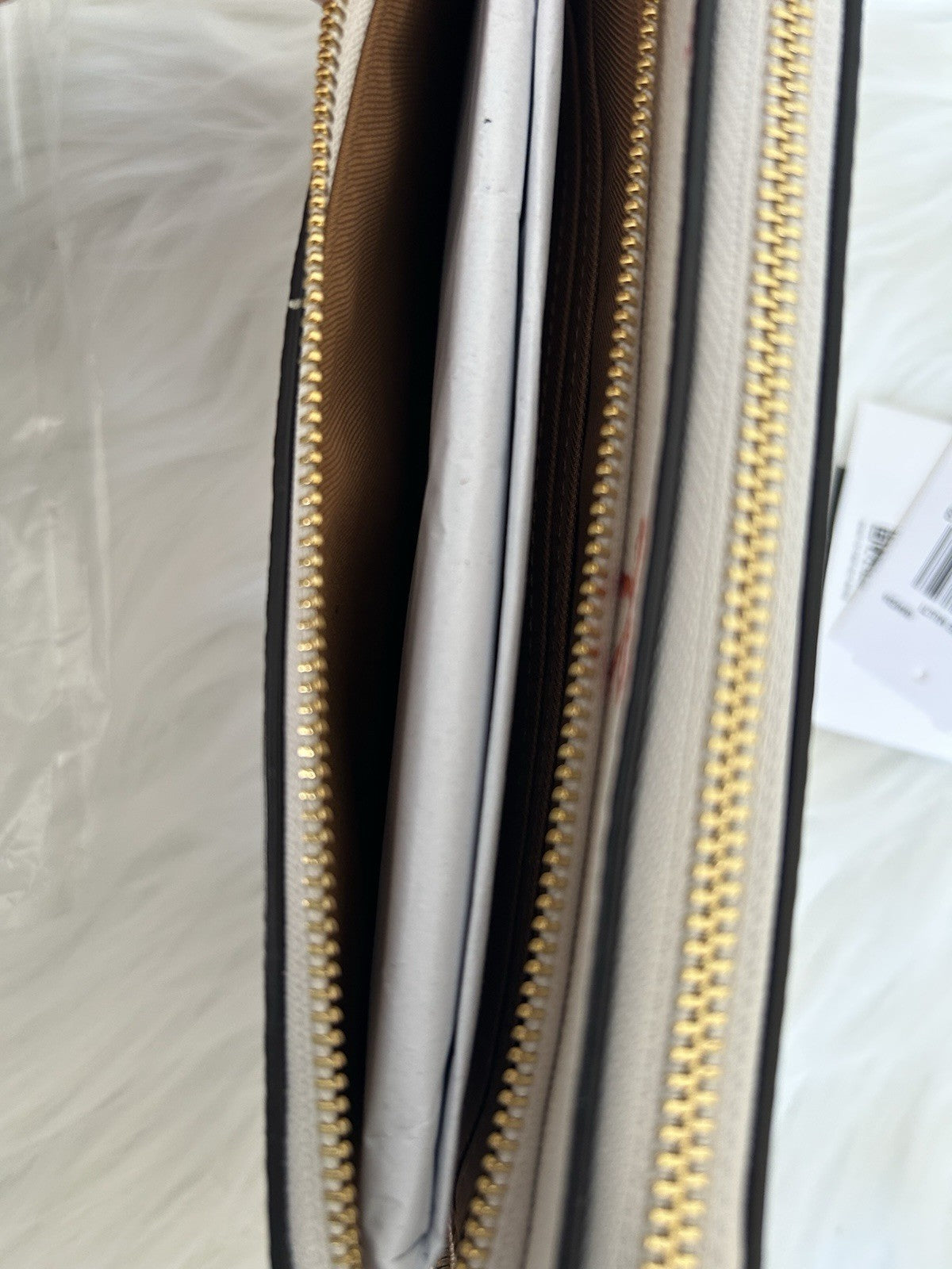 NWT Coach Double Zip Wallet With Bow Print