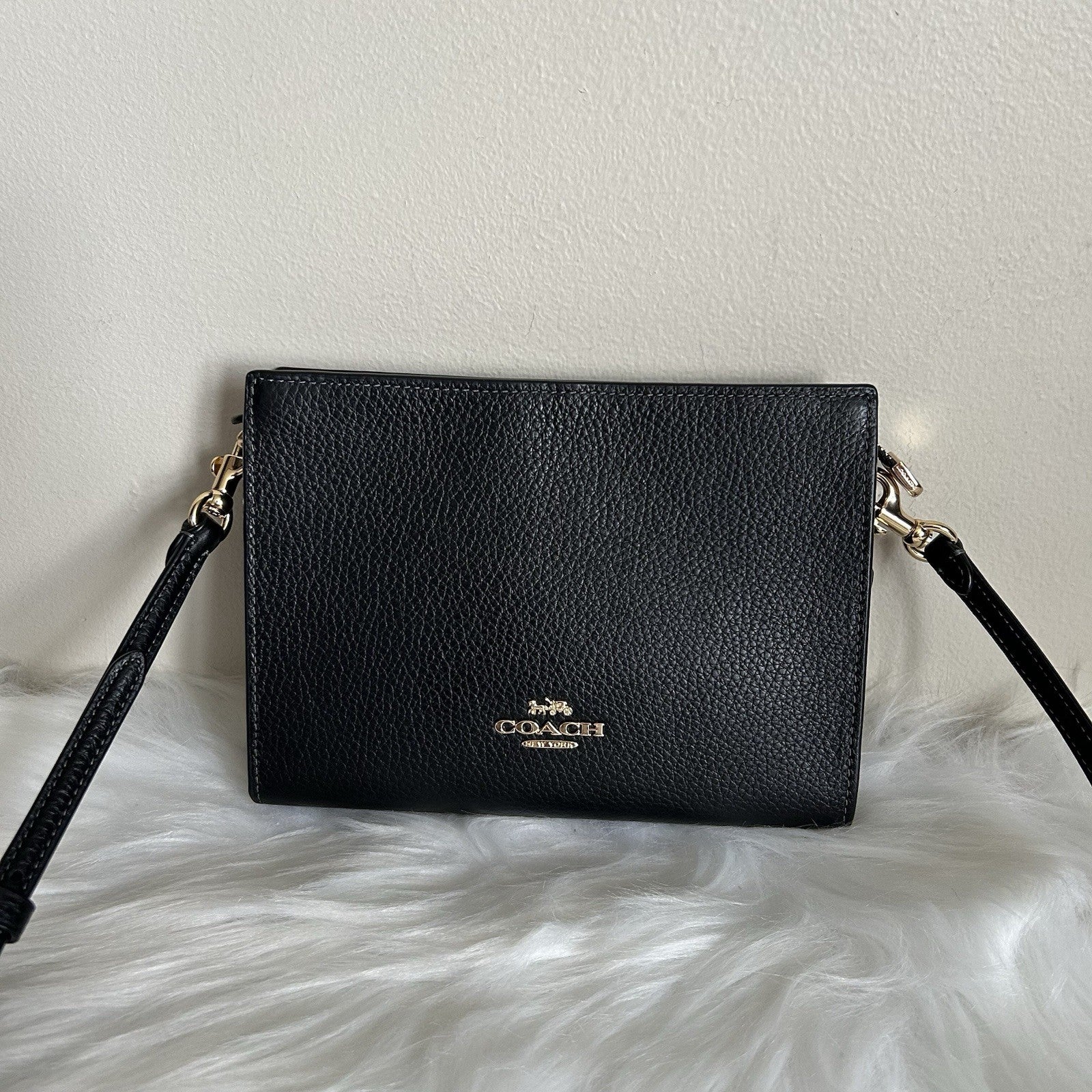 Coach Black Pebbled Leather Crossbody Bag Gold Hardware Slim Messenger