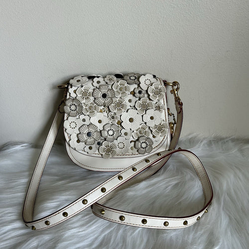 Coach 1941 Tea Rose 17 Leather Saddle Bag Crossbody Chalk