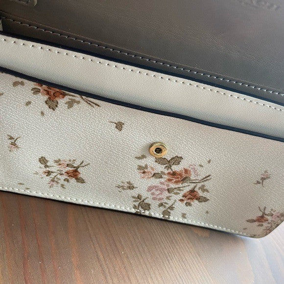 Coach Noa Pop-Up Messenger Chalk White Pebbled Leather Floral Excellent