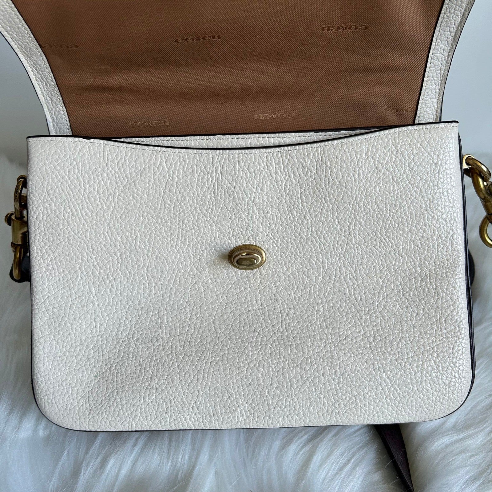 Coach Cassie 19 Chalk White Pebbled Leather Crossbody Bag Fair