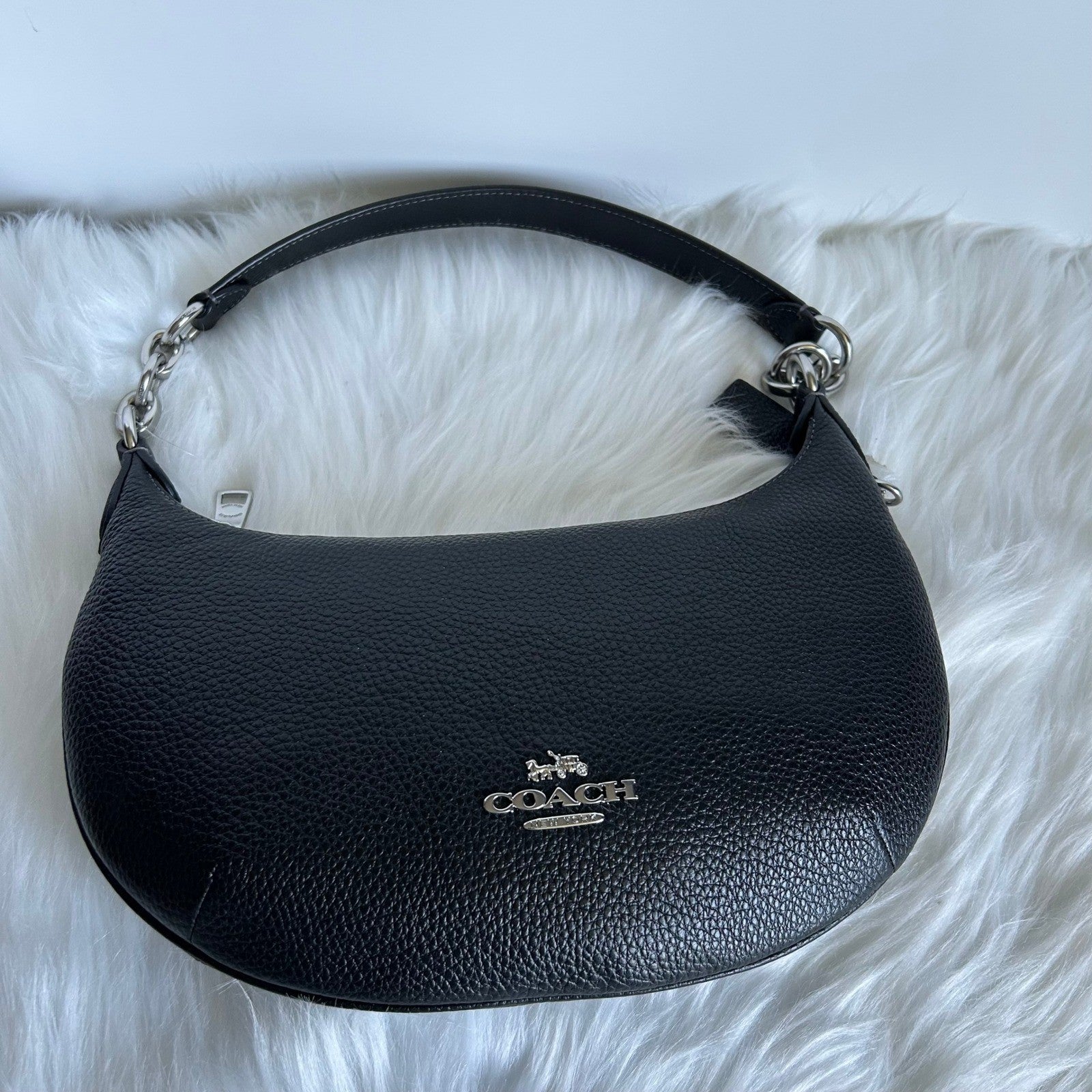 Coach Payton Black Pebble Leather Shoulder Bag Excellent