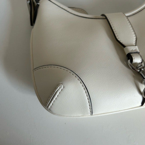 Coach Hamptons Hobo Chalk White Pebbled Leather Shoulder Bag Excellent