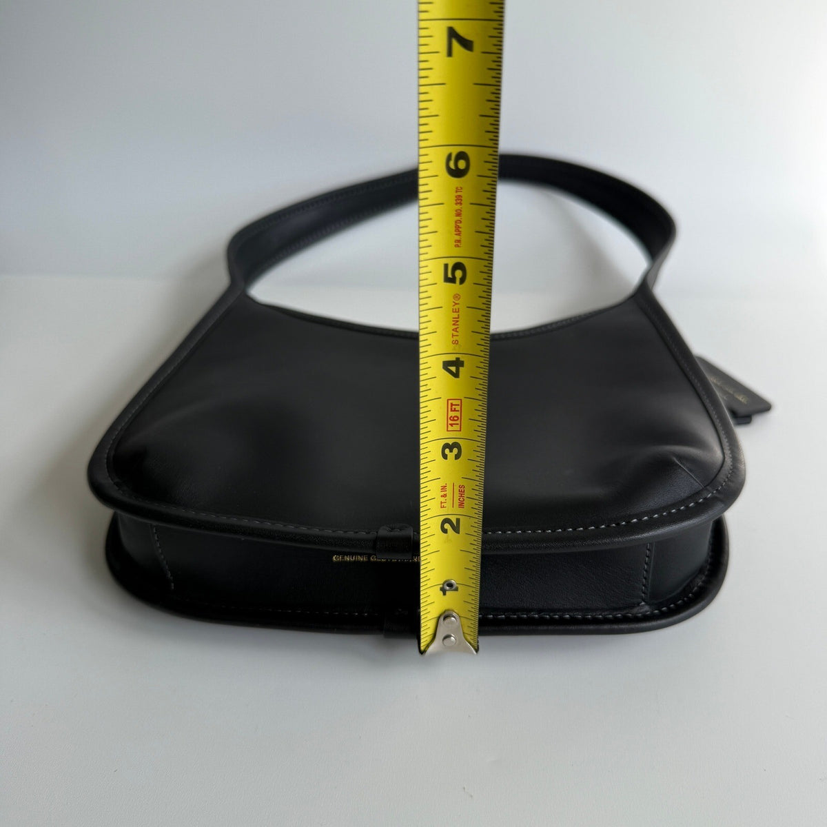 Coach Curve Zip Shoulder Bag Black Glovetanned Leather CAF110