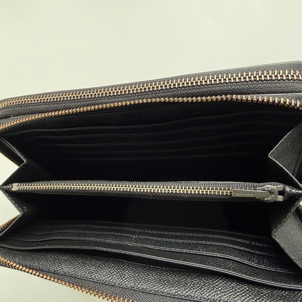 Coach Double Zip Travel Wallet Black Crossgrain Leather F23334