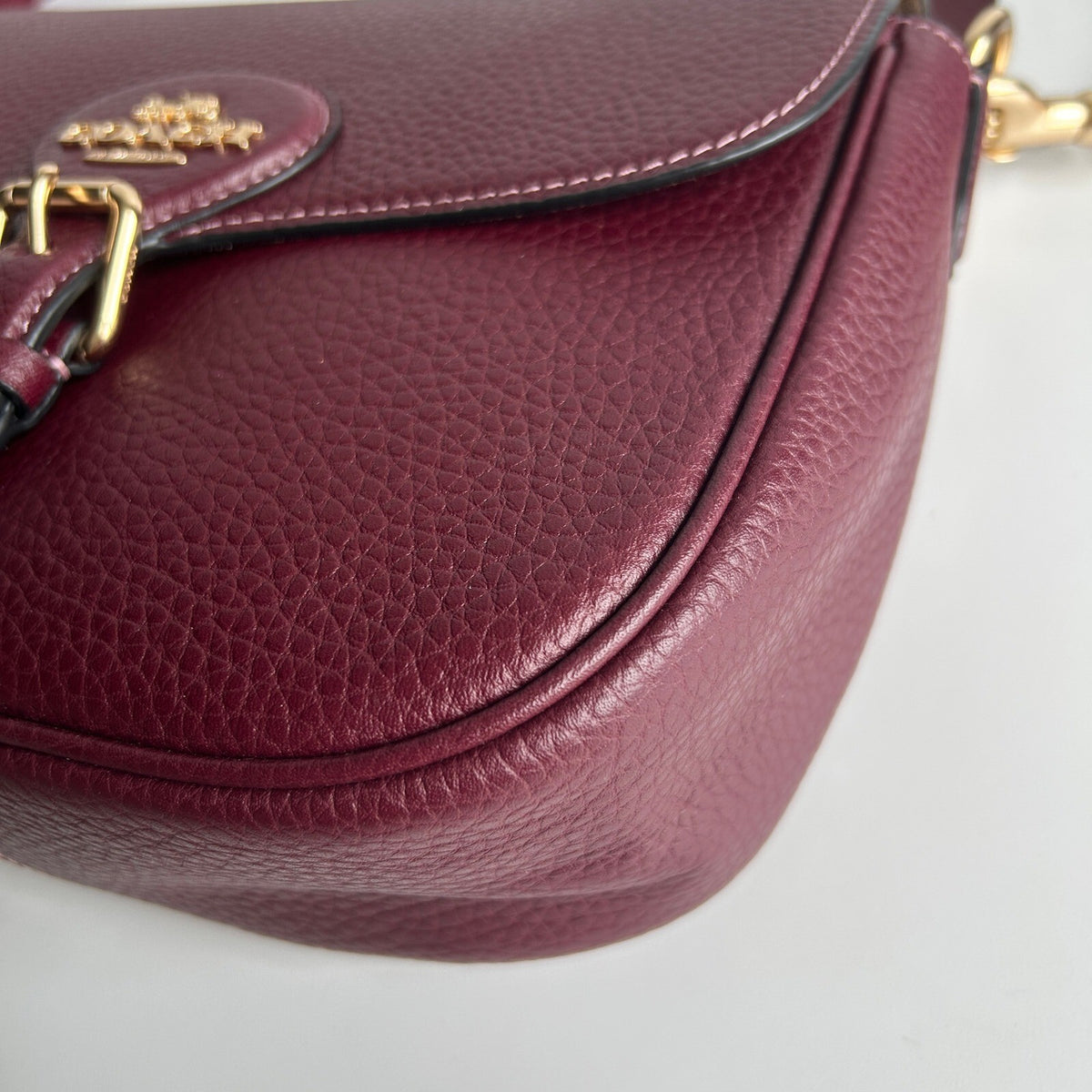 Coach Amelia Saddle Bag Merlot Red Pebbled Leather Crossbody Handbag CP107