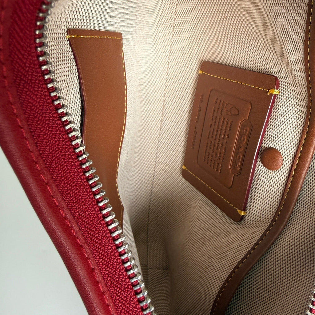 Coach Hamptons Hobo Ruby Ivory Signature Jacquard Shoulder Bag CY931
