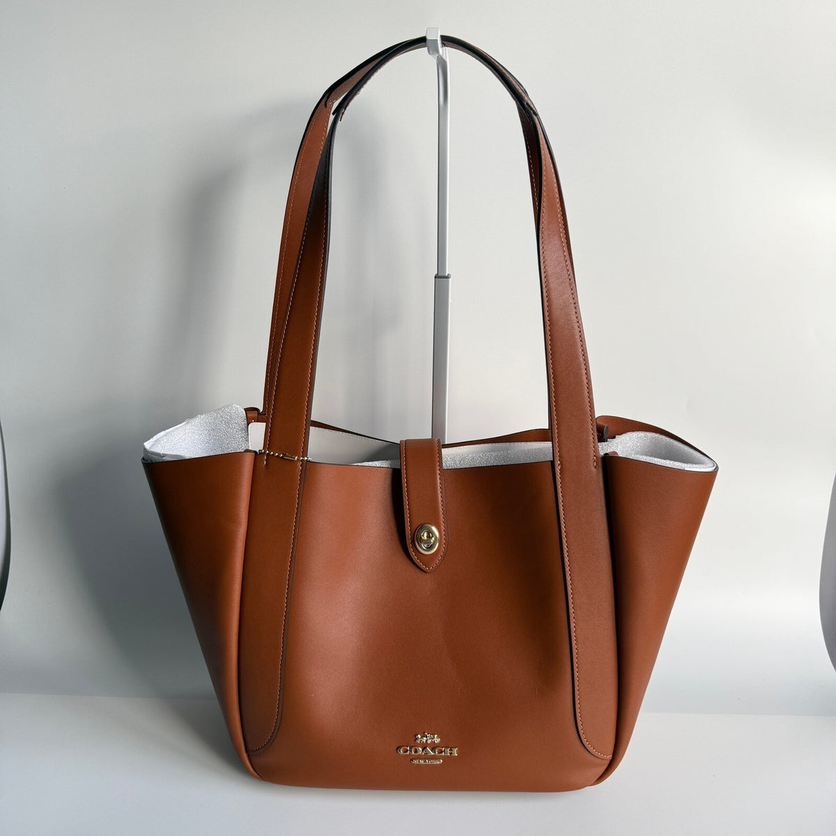 Coach Hadley Turnlock Tote Tan Gold Leather Bag CBH00