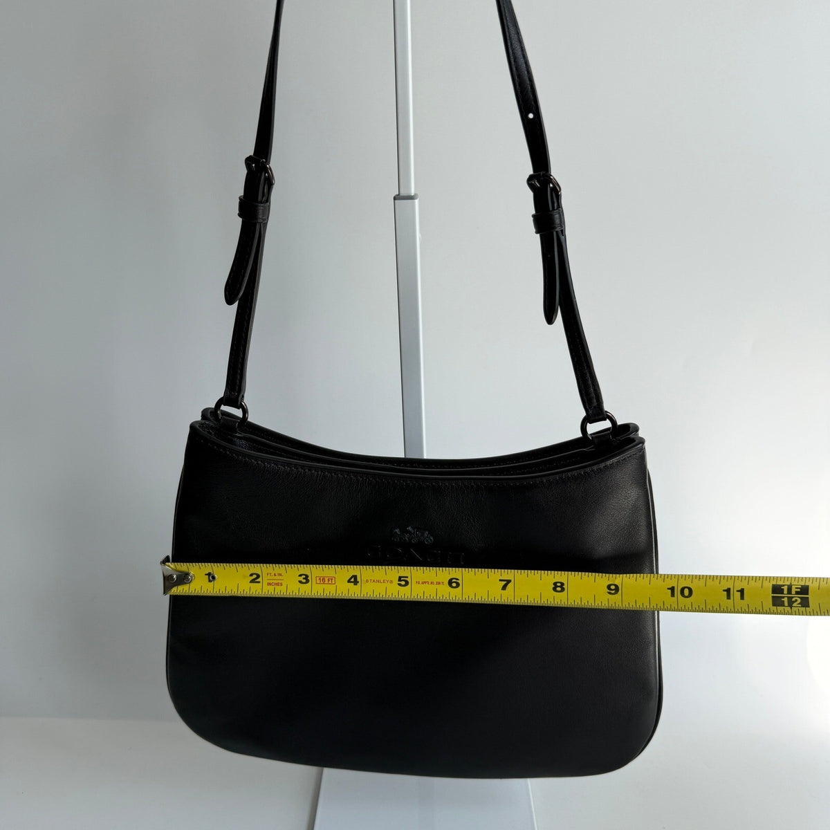 Coach Penelope Black Smooth Leather Shoulder Bag CP101
