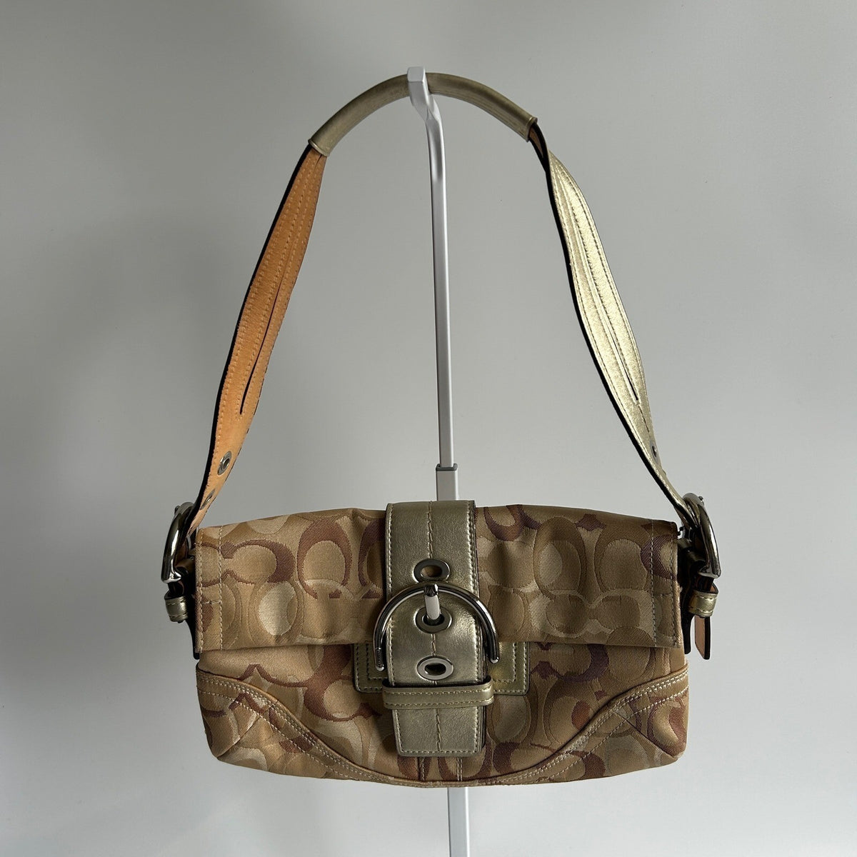 Coach Soho Tan Gold Canvas Leather Shoulder Bag 0492 Good