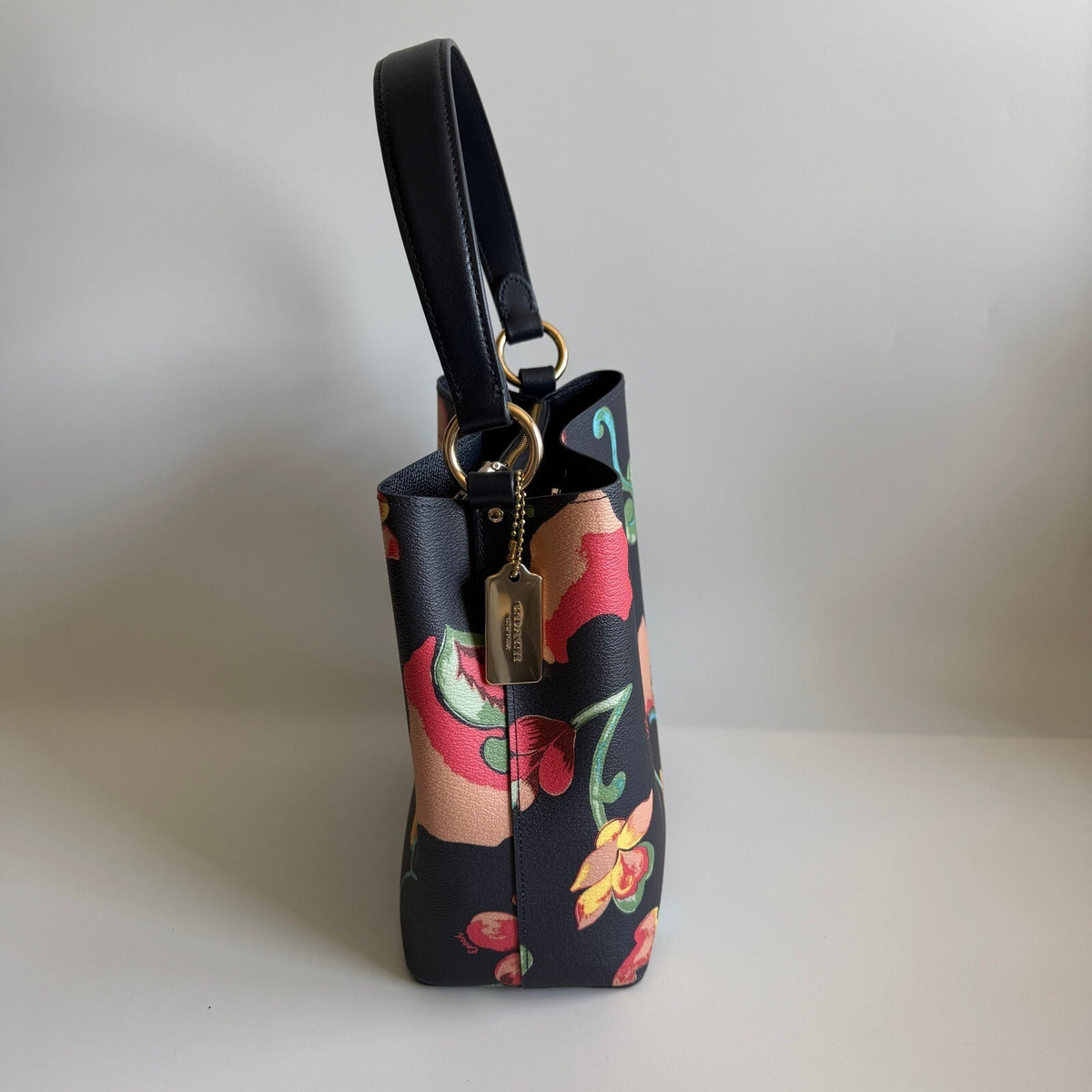 Coach Small Town Bucket Bag Midnight Multi Canvas Dreamy Land Floral C8611