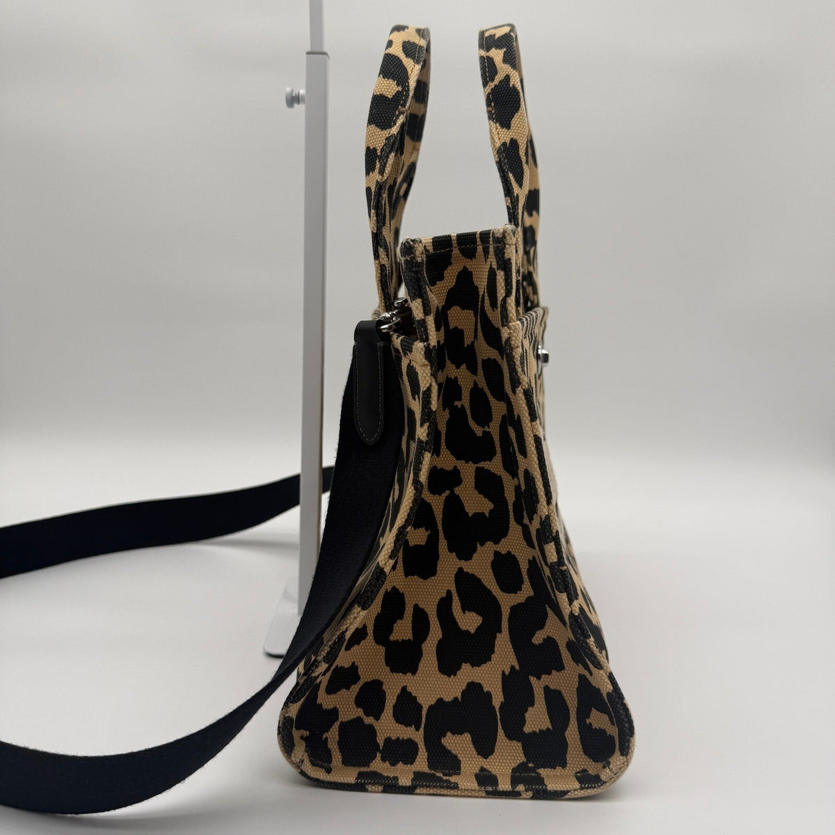 Coach Cargo Tote 26 Leopard Print Canvas Bag CP770 Crossbody Handbag