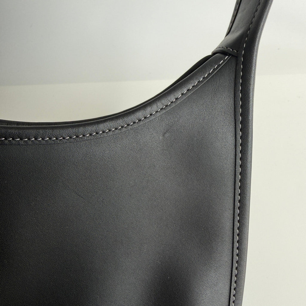 Coach Curve Zip Shoulder Bag Black Glovetanned Leather CAF110