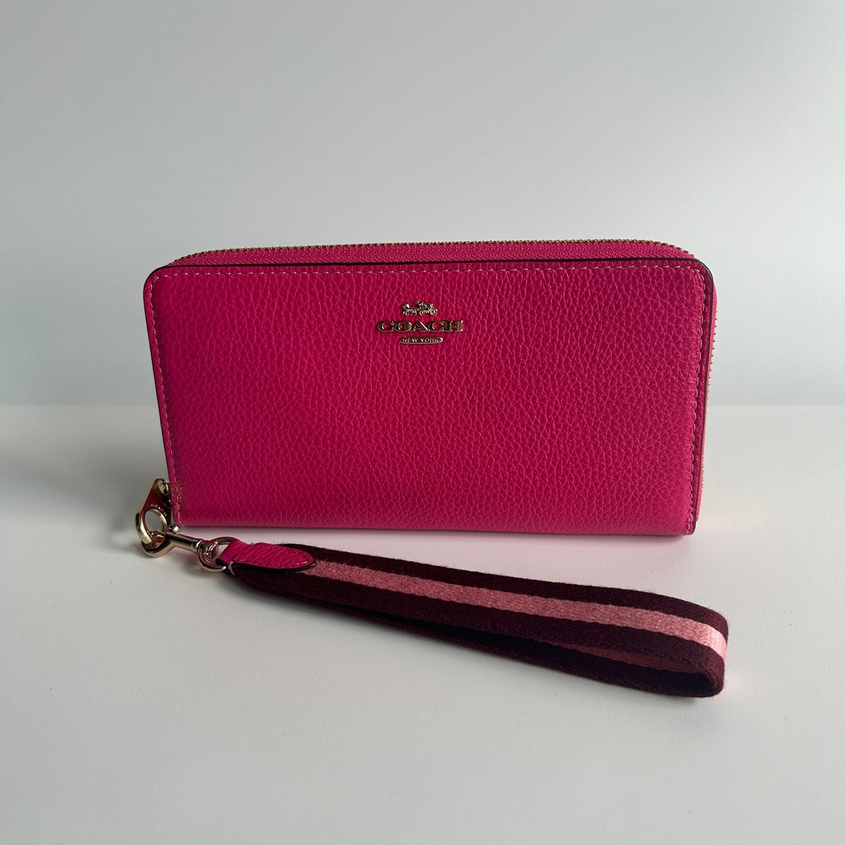 Coach Long Zip Around Wristlet Fuchsia Pebbled Leather Wallet C4451