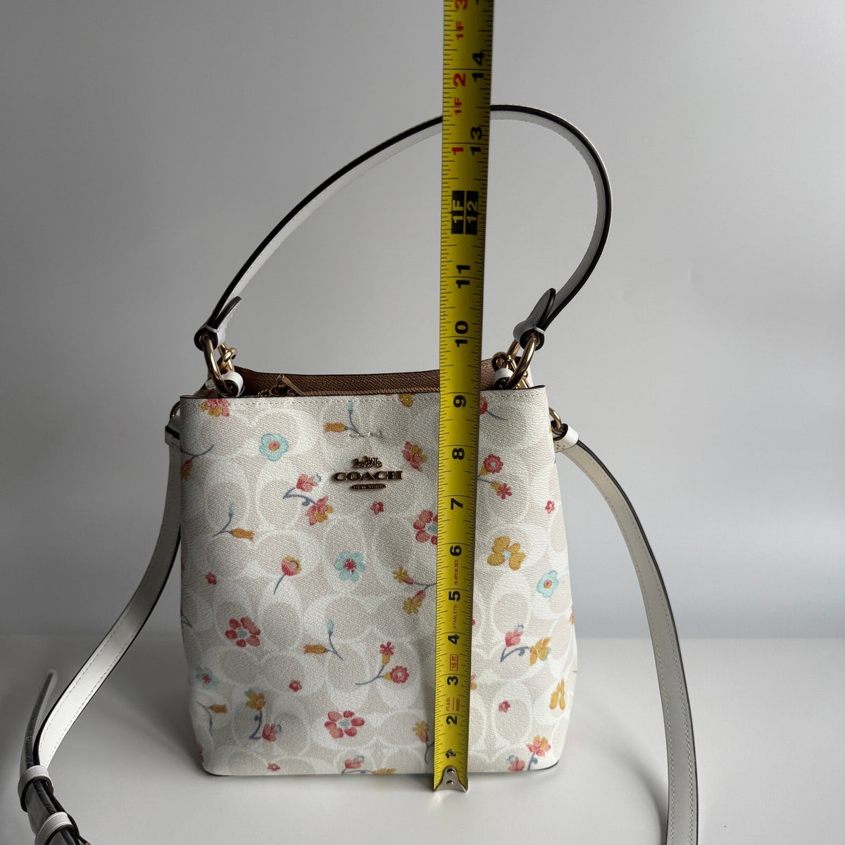Coach Small Town Bucket Bag White Signature Canvas Mystical Floral Print C8610