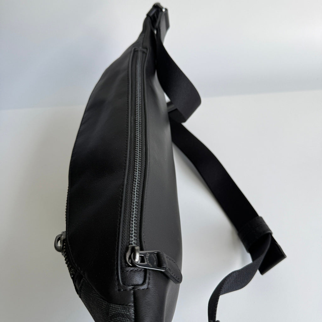 Coach Warren Belt Charcoal Black Signature Canvas Fanny Pack 78777
