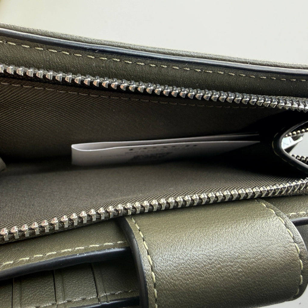 Coach Medium Corner Zip Bifold Wallet Olive Signature Canvas CT922