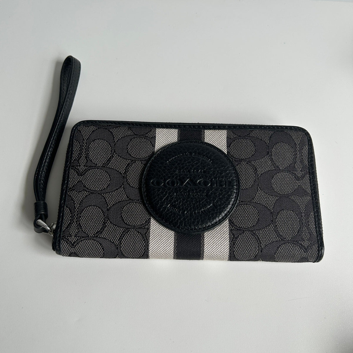 Coach Dempsey Black Smoke Multi Canvas Phone Wallet Wristlet C9073