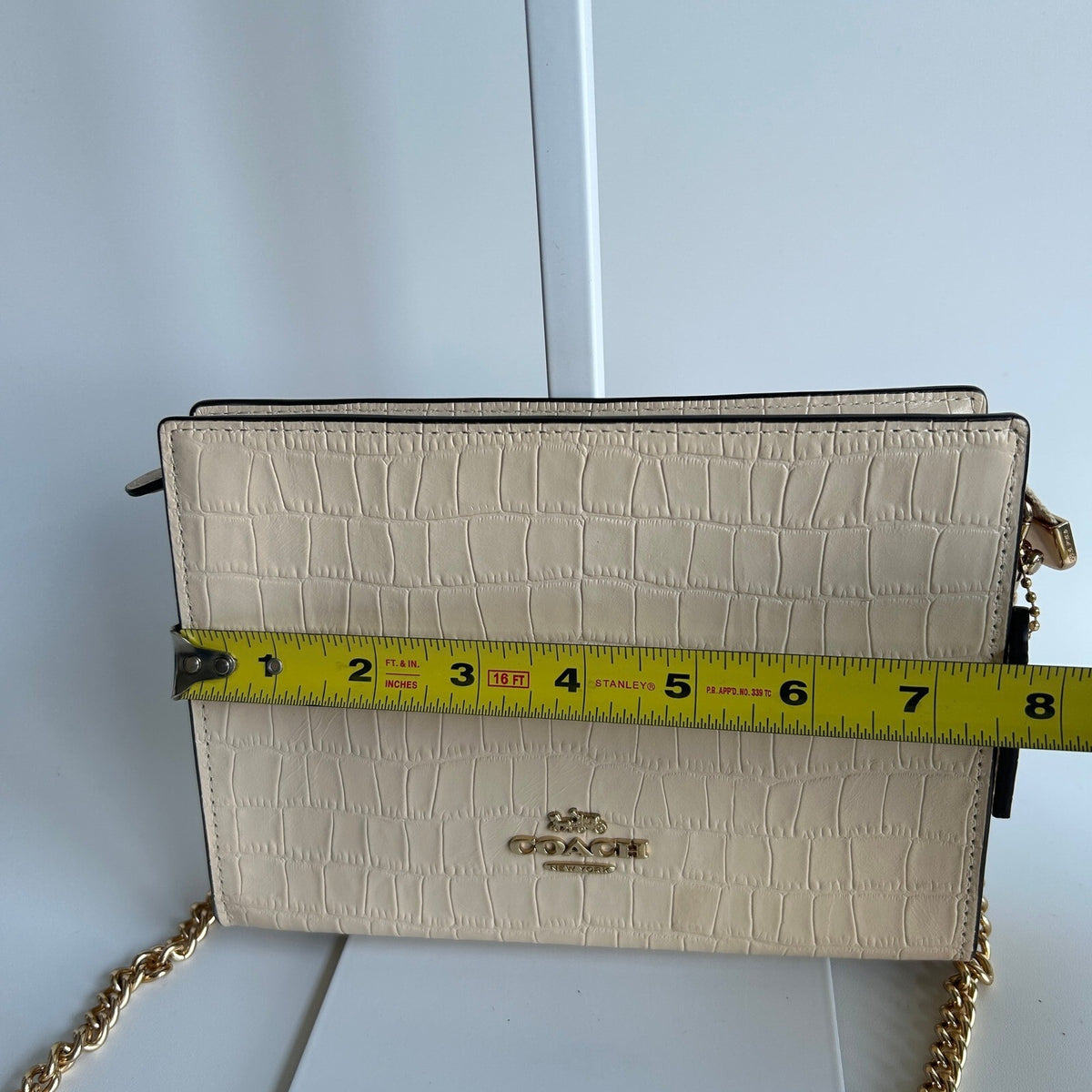 Coach Slim Crossbody Ivory Crocodile Embossed Leather Gold Chain CR237