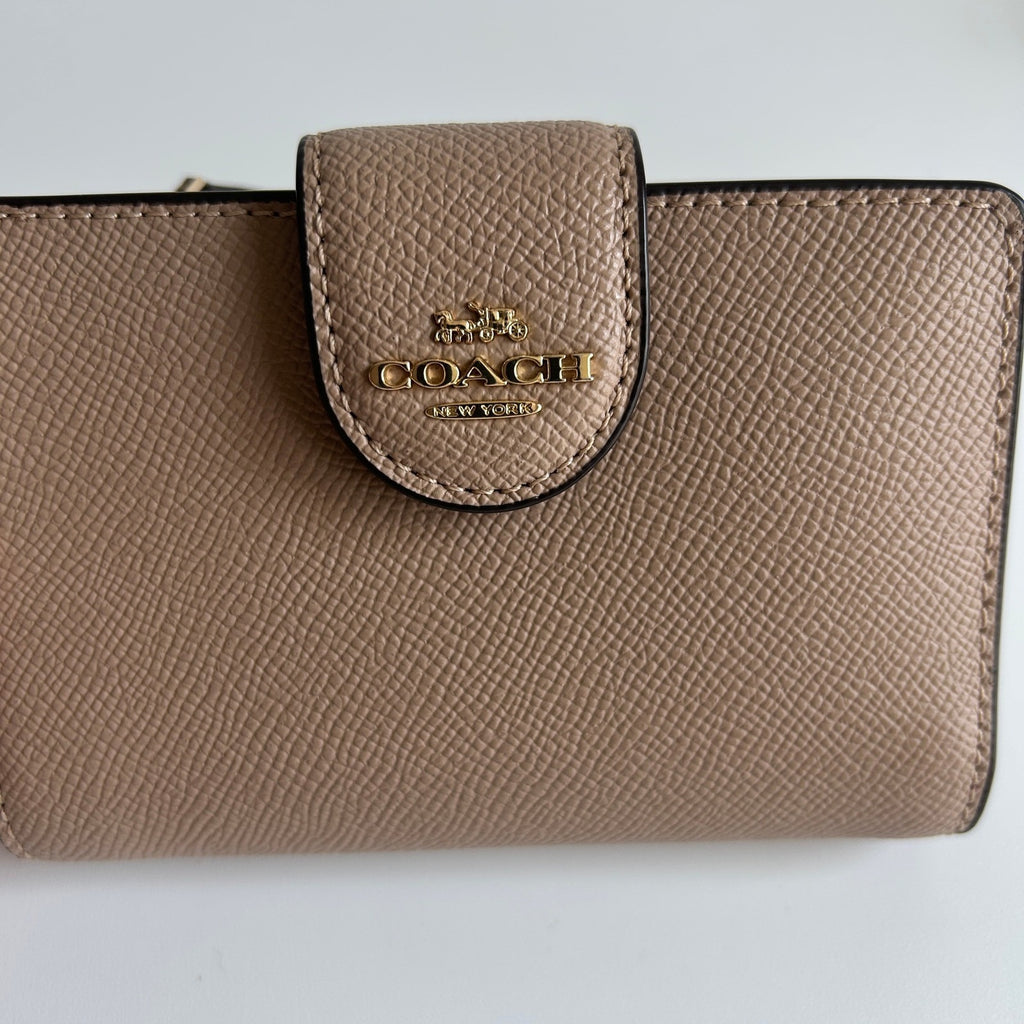 Coach Medium Corner Zip Wallet Taupe Beige Crossgrain Leather 6390