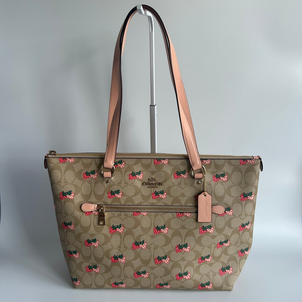 Coach Gallery Tote Strawberry Khaki Multi Canvas Leather Bag NEW0