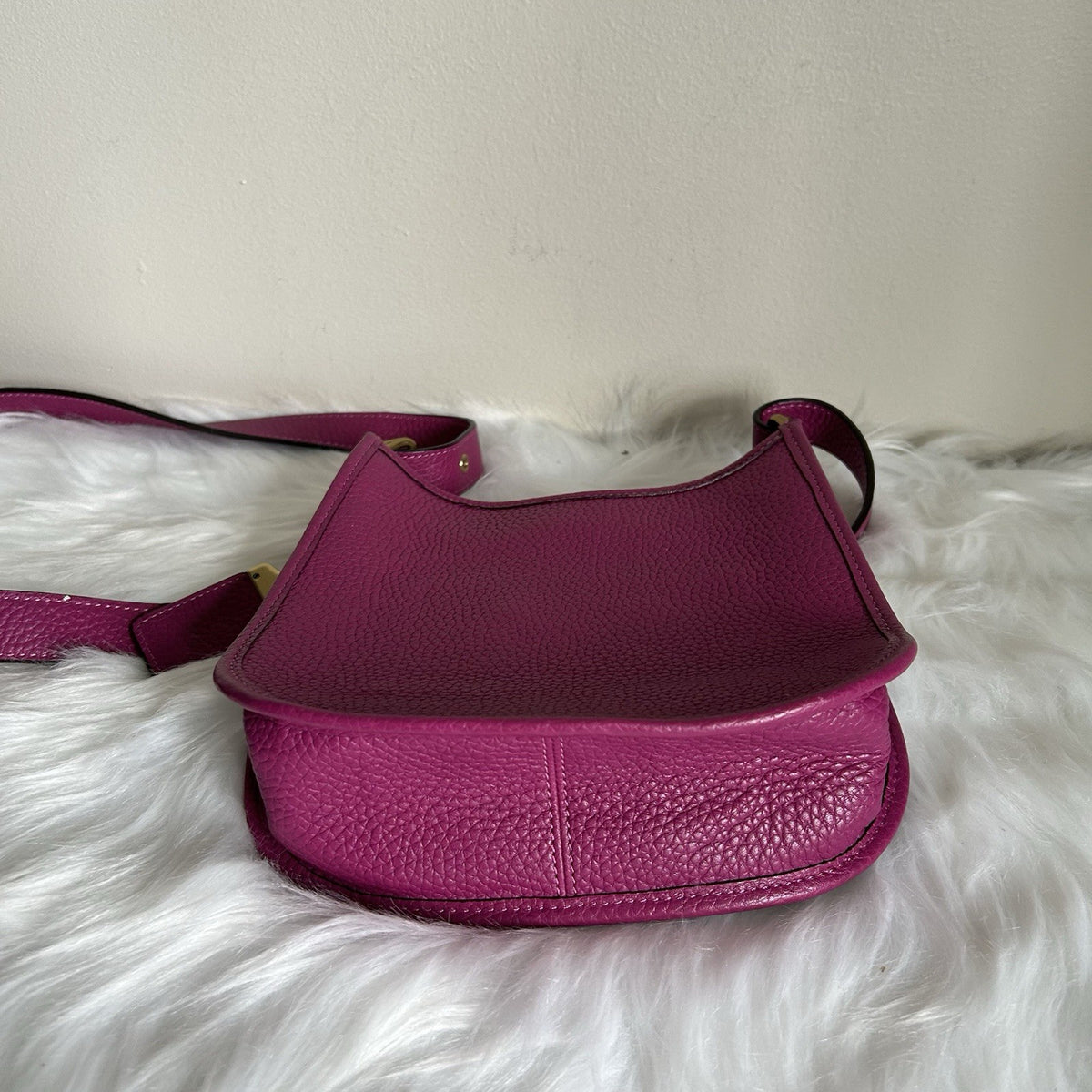 Coach Emery Crossbody 21 Hibiscus Pink Pebbled Leather Bag Excellent2