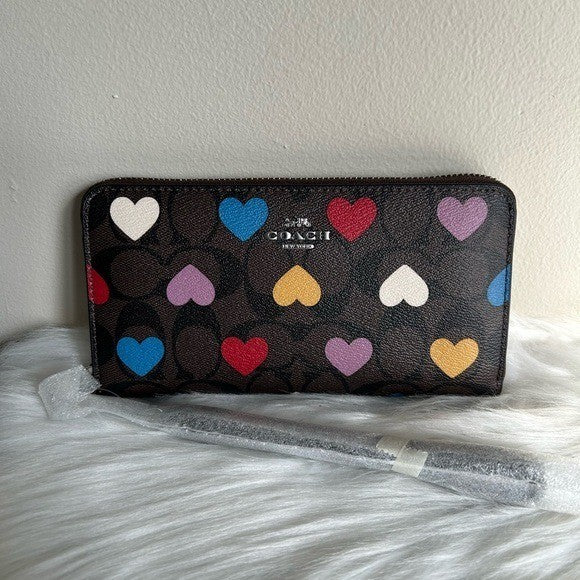 Coach Heart Signature Brown Multi Canvas Long Zip Wallet New0