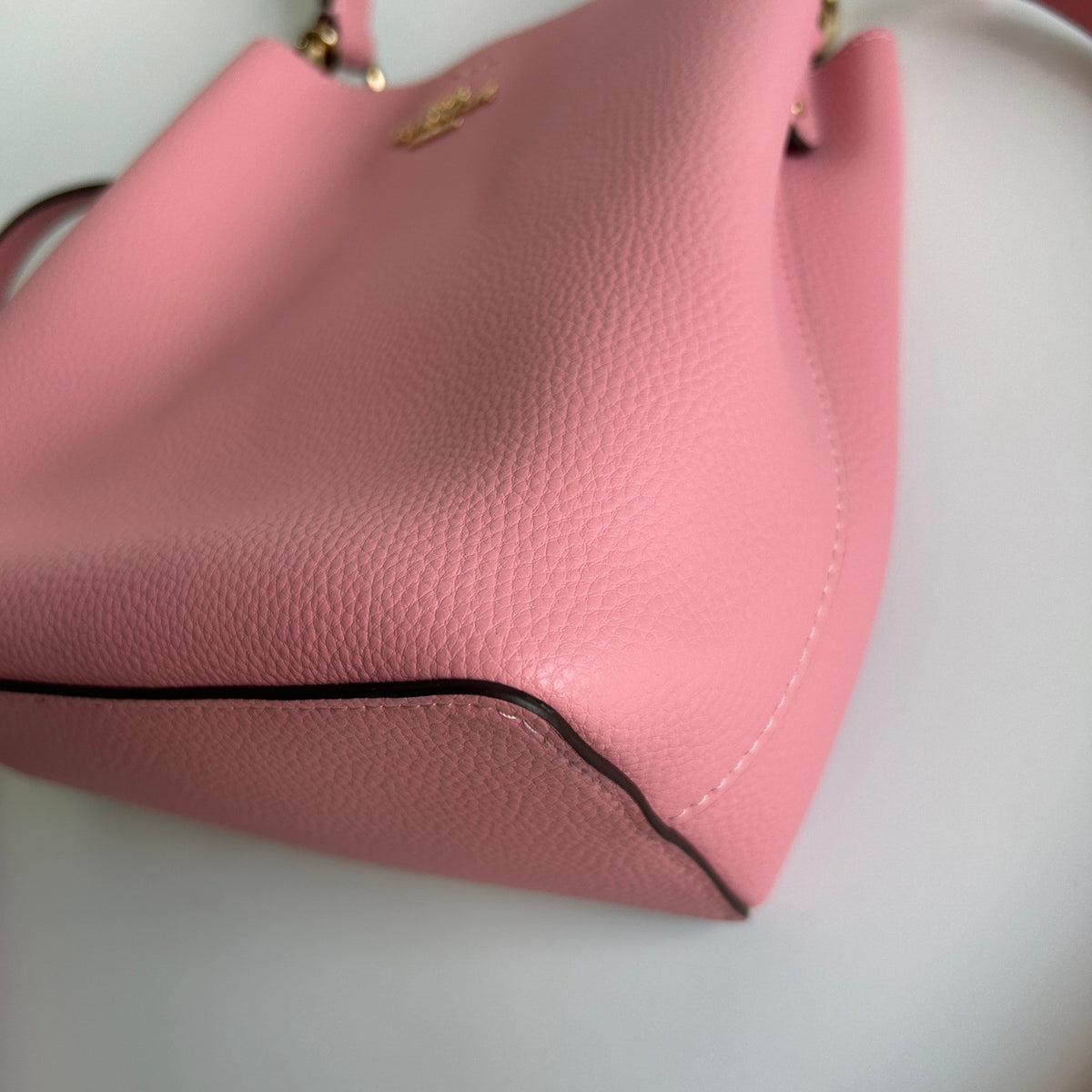 Coach Small Town Bucket Bag Pink Pebbled Leather Shoulder Bag Excellent4