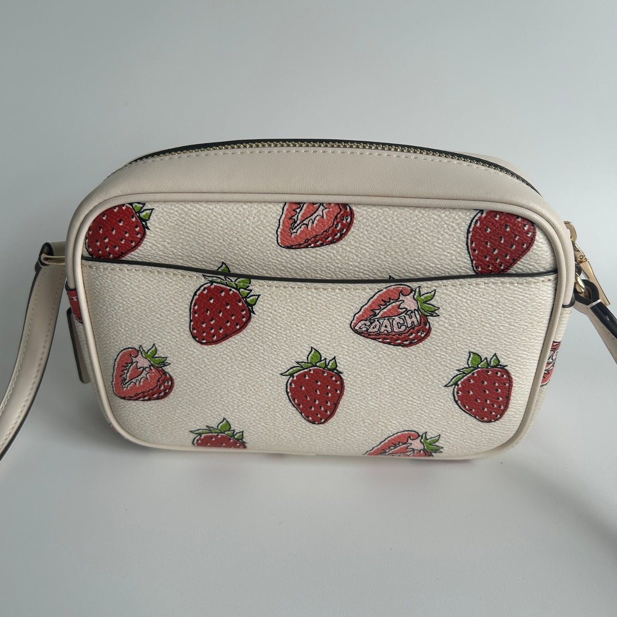 Coach Jamie Strawberry Chalk White Pebbled Leather Camera Bag Excellent1