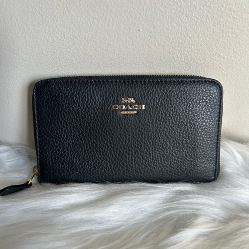 Coach Accordion Zip Black Pebbled Leather Wallet Excellent0