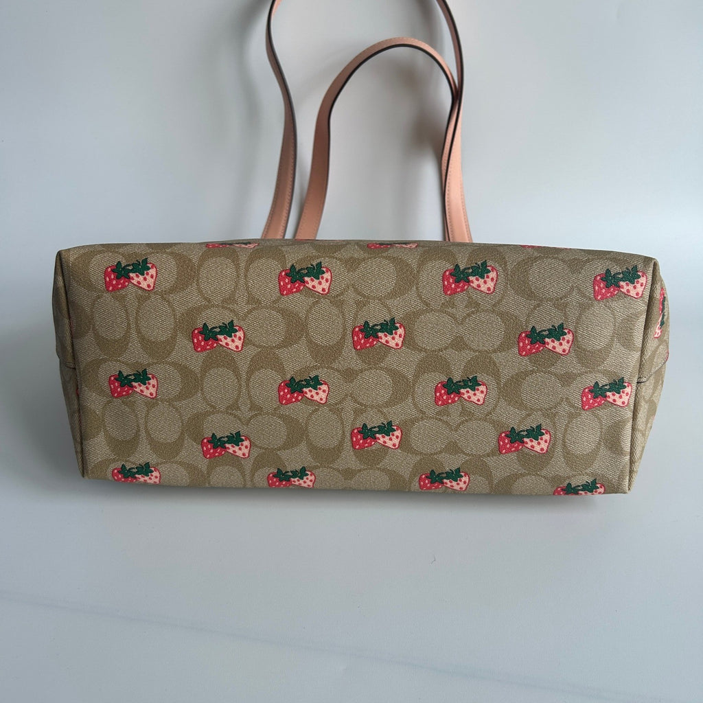 Coach Gallery Tote Strawberry Khaki Multi Canvas Leather Bag NEW3