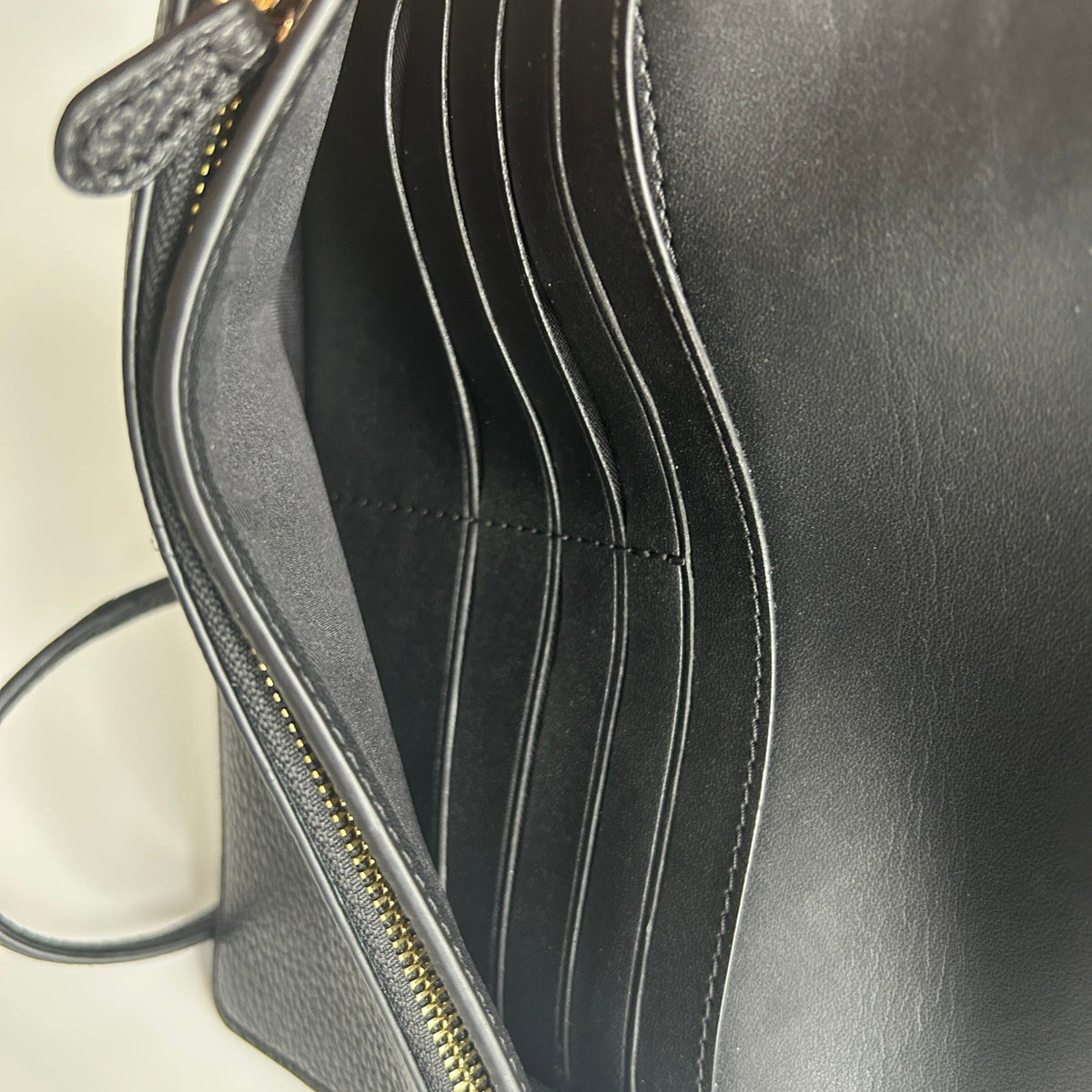 Coach Anna Foldover Clutch Black Pebbled Leather Crossbody Excellent8