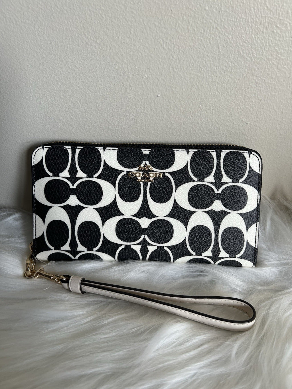 Coach Large Phone Wallet Black White Signature Canvas Leather CP409 NEW0