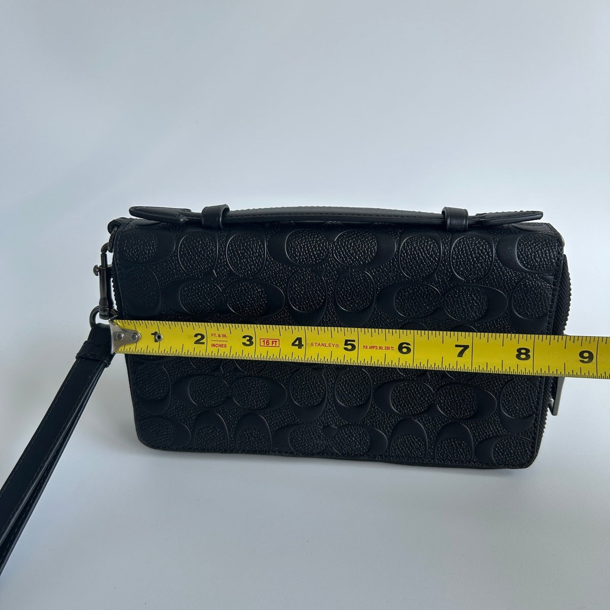 Coach Double Zip Travel Organizer Black Embossed Leather Wallet Excellent6